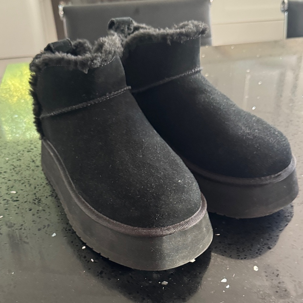 Kookaburra platform Ugg